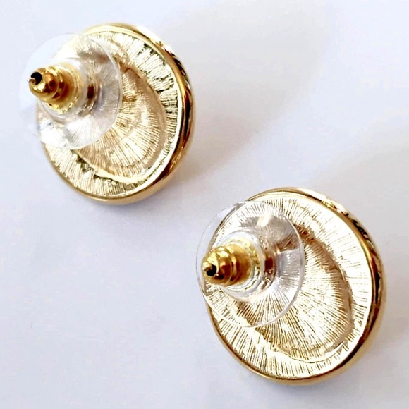 MONET Vintage Oval Pearl Gold Tone Clear Rhinestone Earrings - Picture 2 of 5